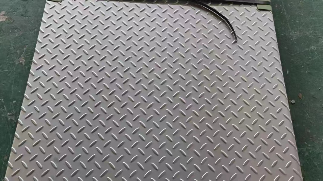 What is Stainless Steel Chequered sheet?