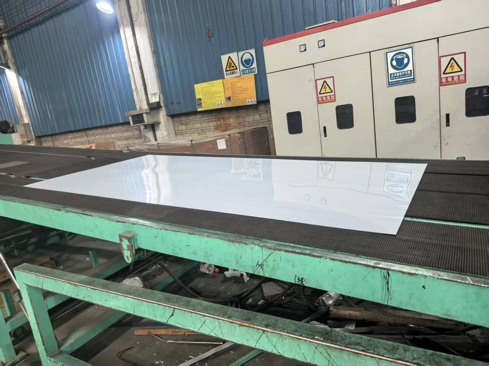 stainless-steel-metal-coil-sheet-mill